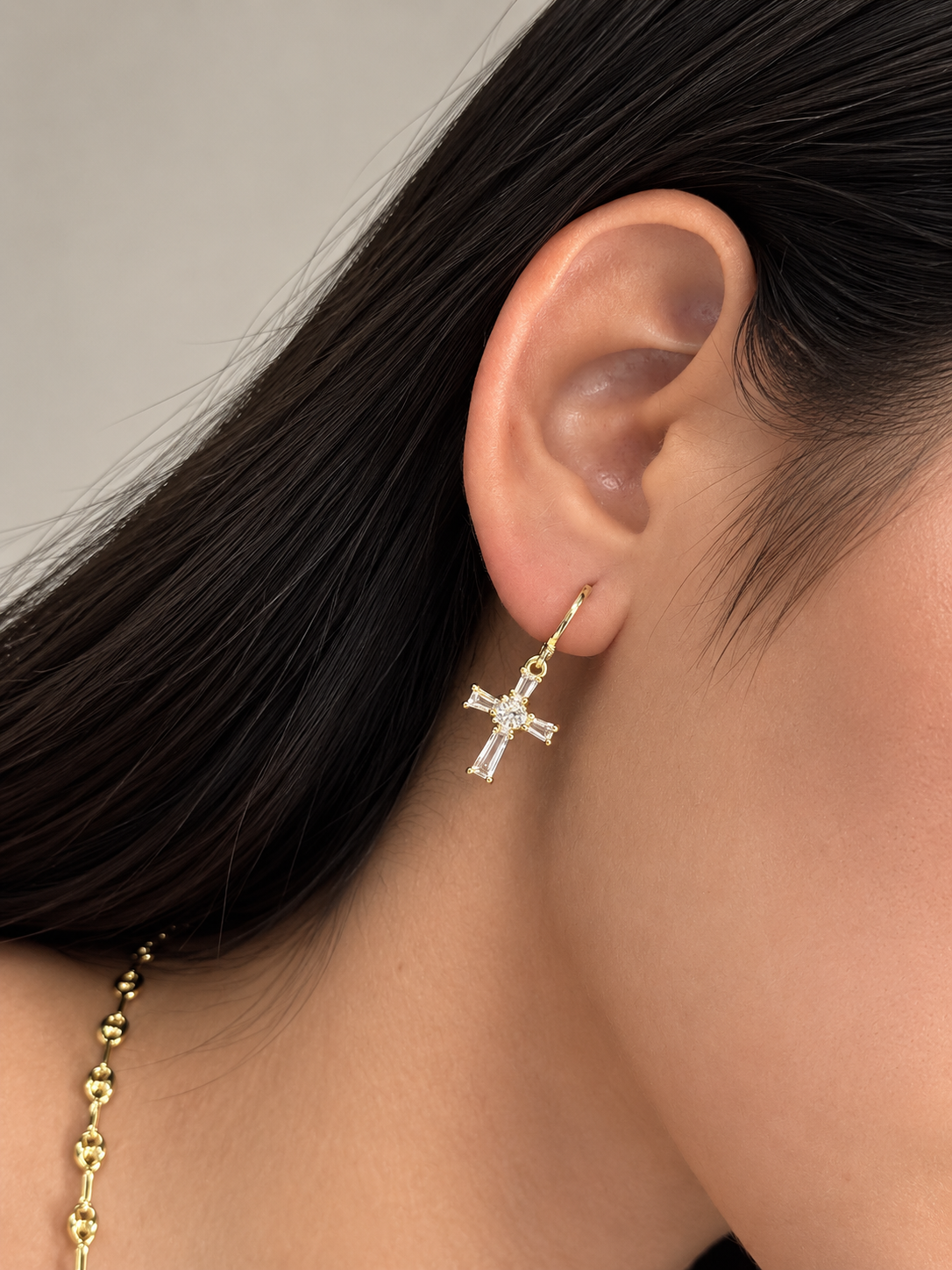 Aretes de Cruz de Cristal - Baño de Oro