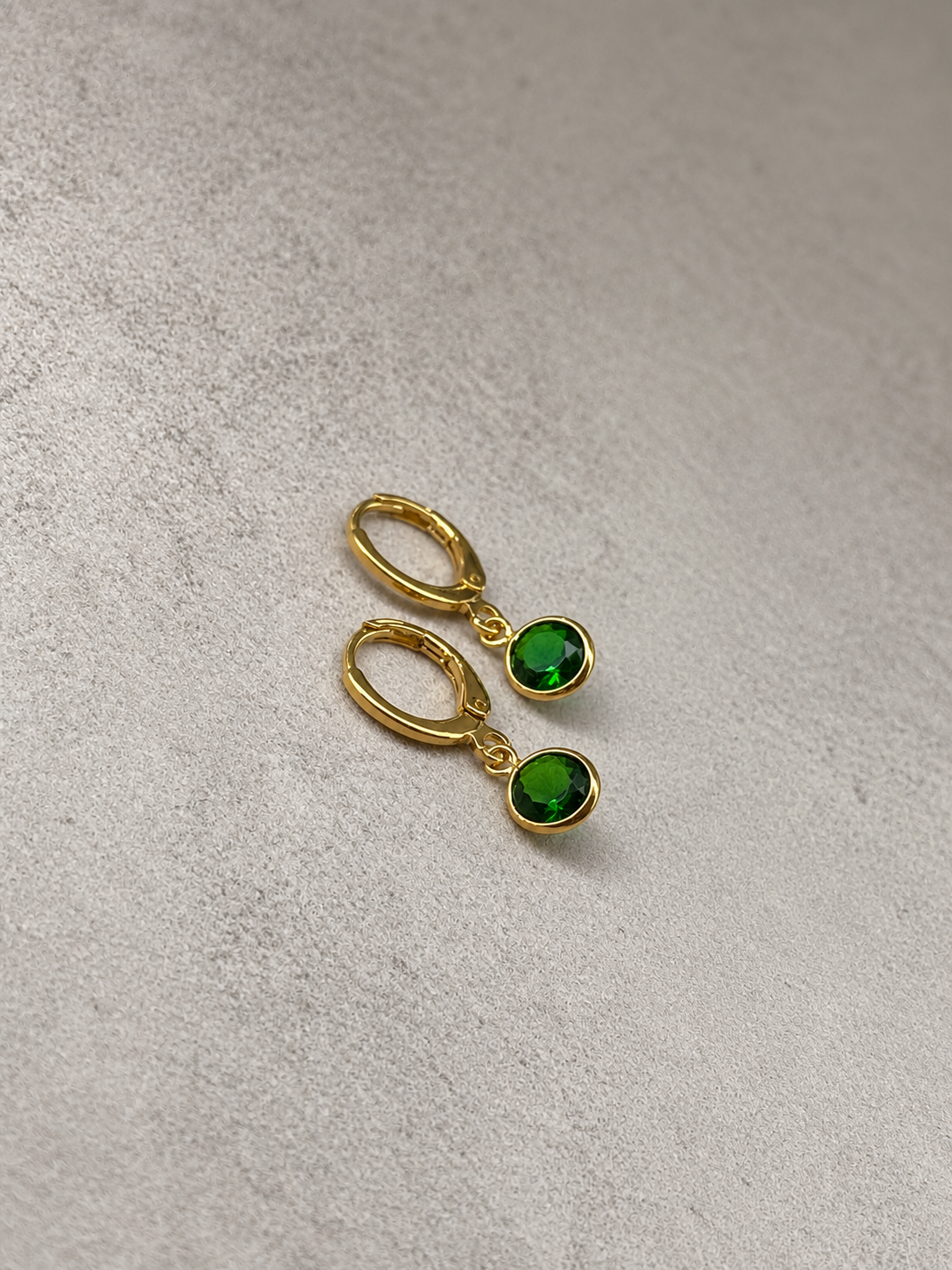 Aretes Esmeralda – Laminados en Oro 18k