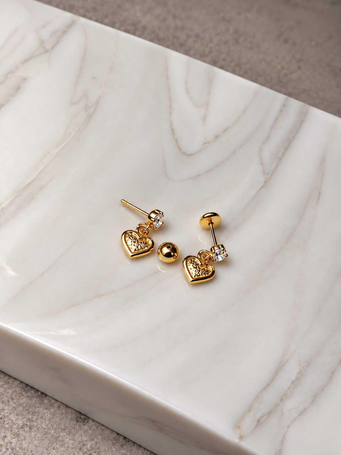 Aretes Amore - Laminado en Oro 18k